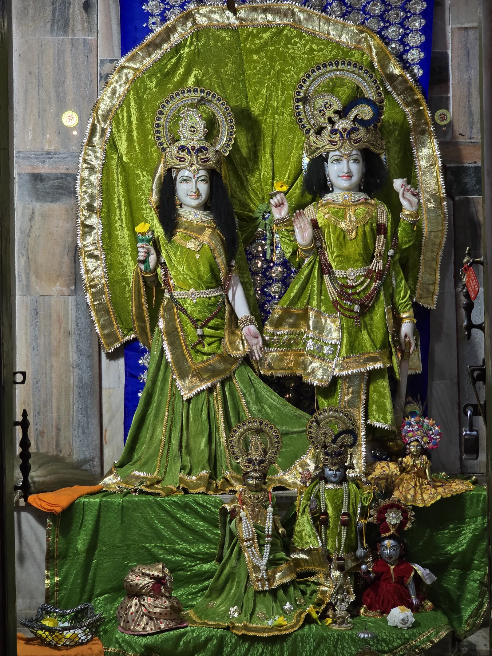 Small shrine idols beside the Bhimkund pool