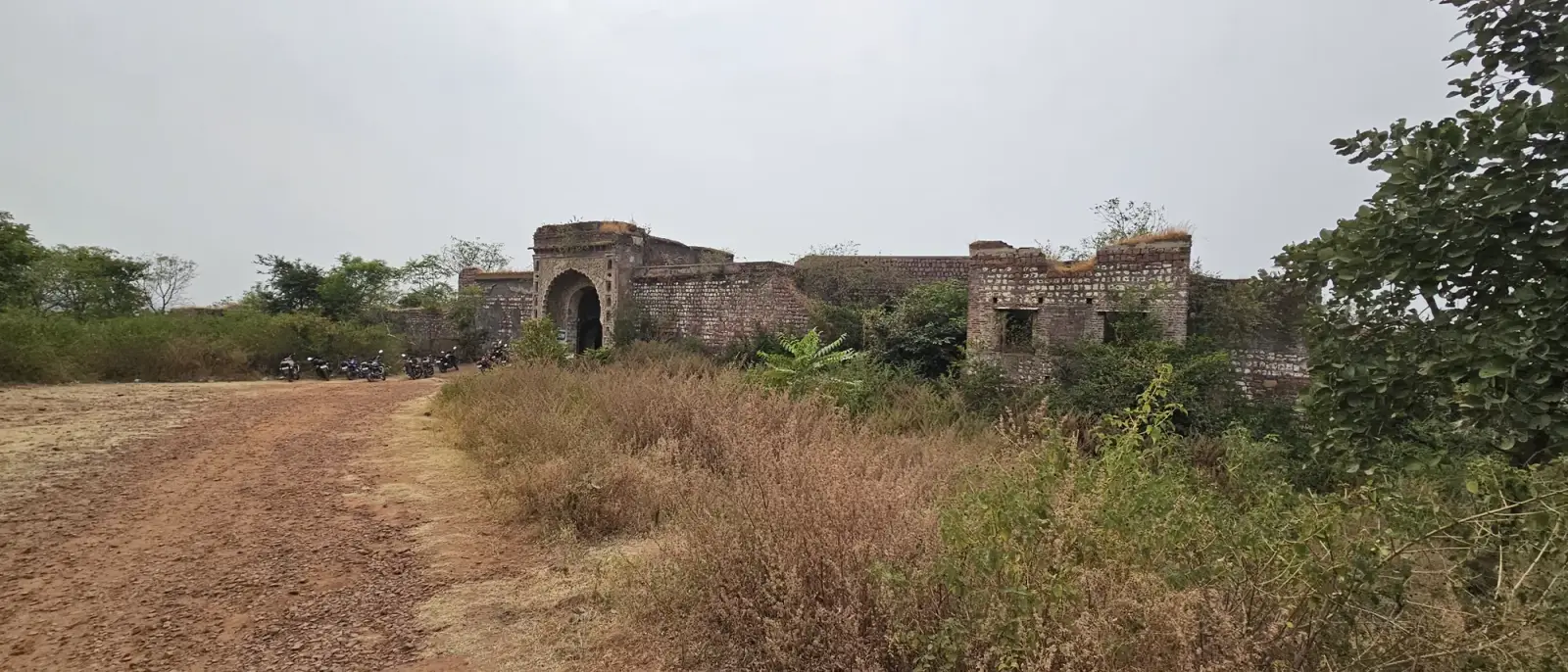 Narsinghgarh Fort: A Forgotten-Palace Day Trip from Bhopal