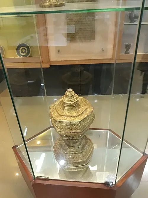 A gallery of sculptures inside the State Museum, Bhopal